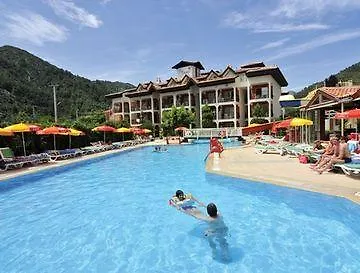Ekinci Palace Отель Ичмелер